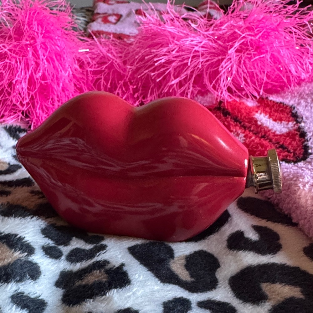 Valentines Day Vintage Red Lip-Shaped Flask